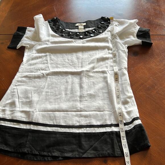 DV❤️DN White & Black Embellished Tunic Blouse Size Small Y2K - Picture 8 of 8